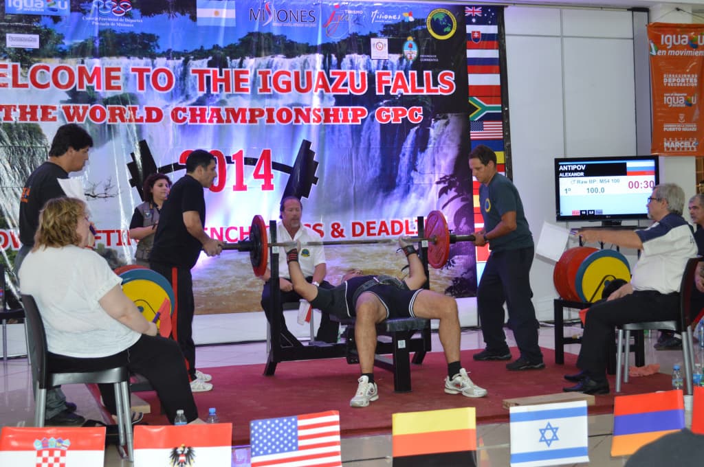 Александр Антипов